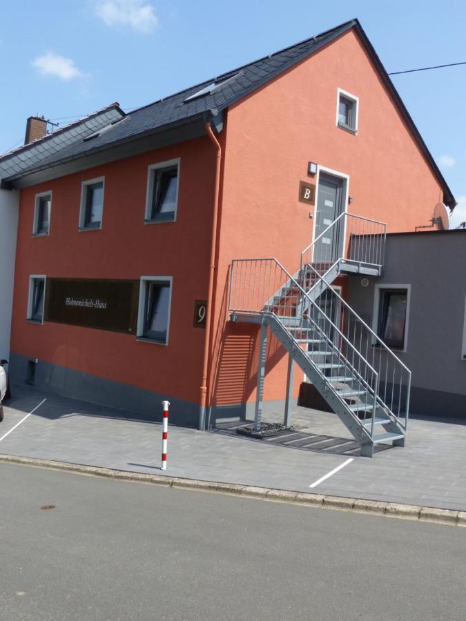 Das Rote Haus - Hohnemichels بوبارد المظهر الخارجي الصورة