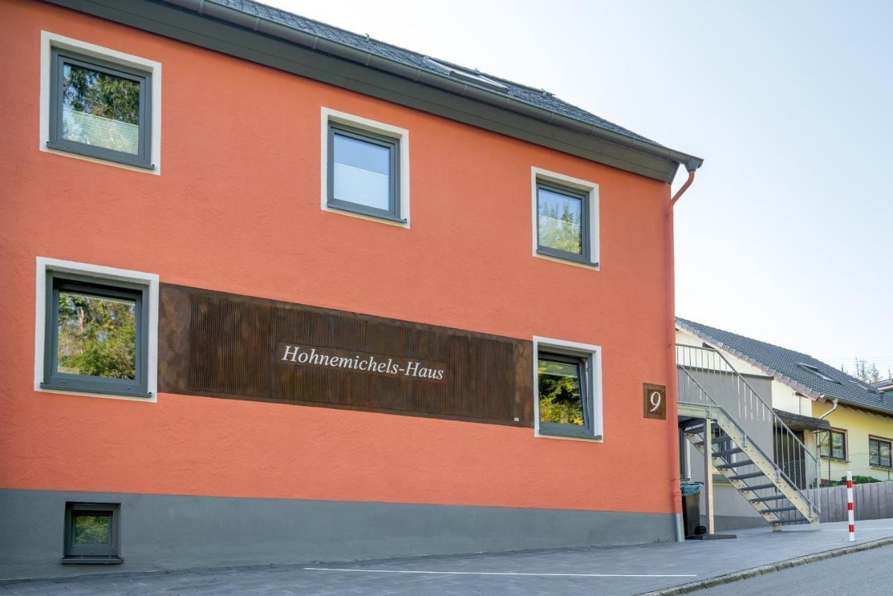 Das Rote Haus - Hohnemichels بوبارد المظهر الخارجي الصورة